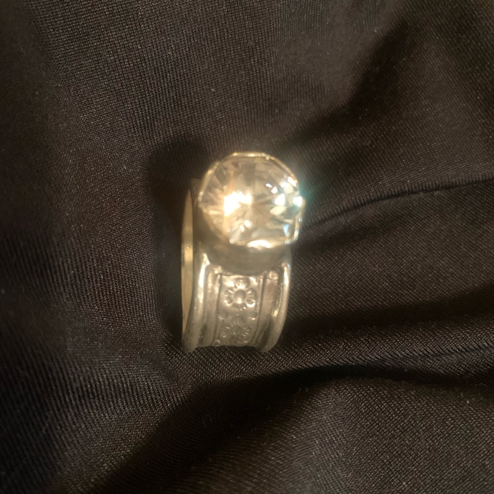 Silpada “queen for the day” Sterling silver size 10